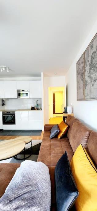 New & Serene 1-Bedroom Apart Near #Ladefenseparis #Parking&Fibre Suresnes Exteriér fotografie